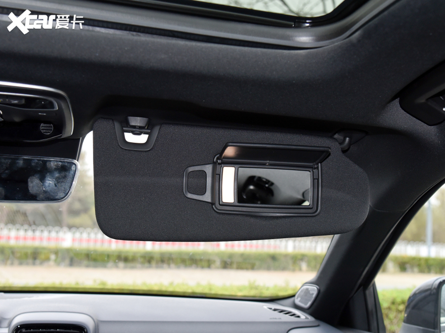 2022I(lng)02 Hatchback 20TD Pro