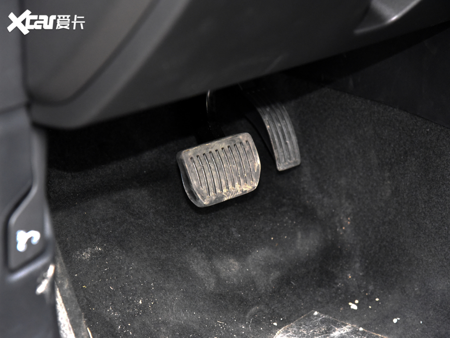 2022I02 Hatchback 20TD Pro