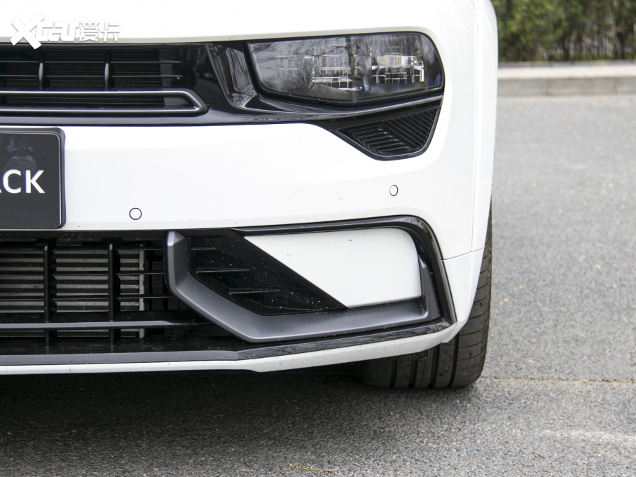 2022I02 Hatchback 20TD Pro