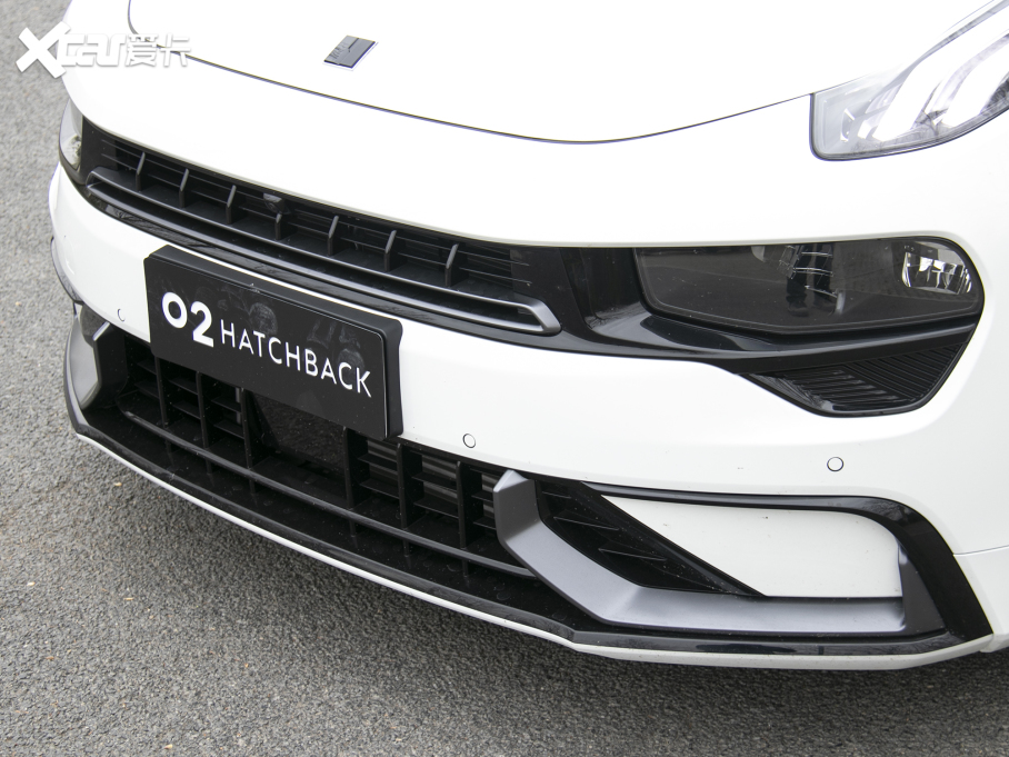 2022I02 Hatchback 20TD Pro