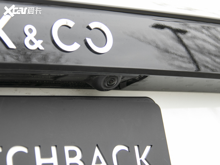 2022I02 Hatchback 20TD Pro