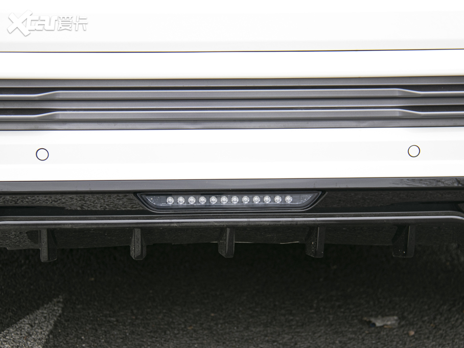 2022I02 Hatchback 20TD Pro