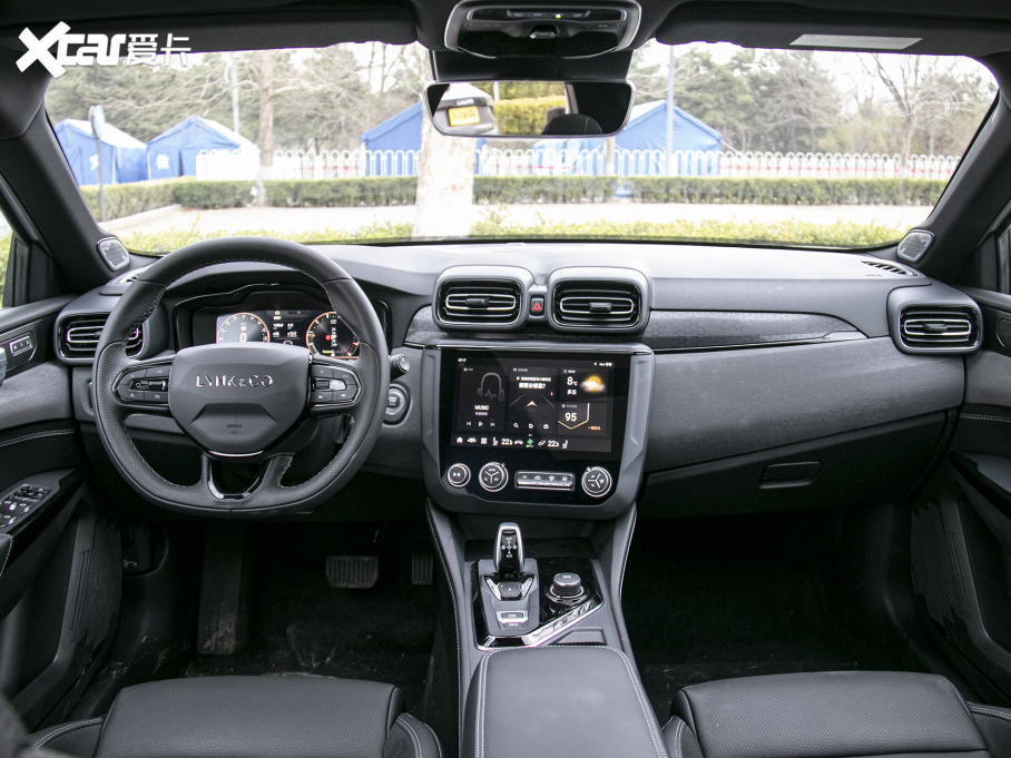 2022I02 Hatchback 20TD Pro