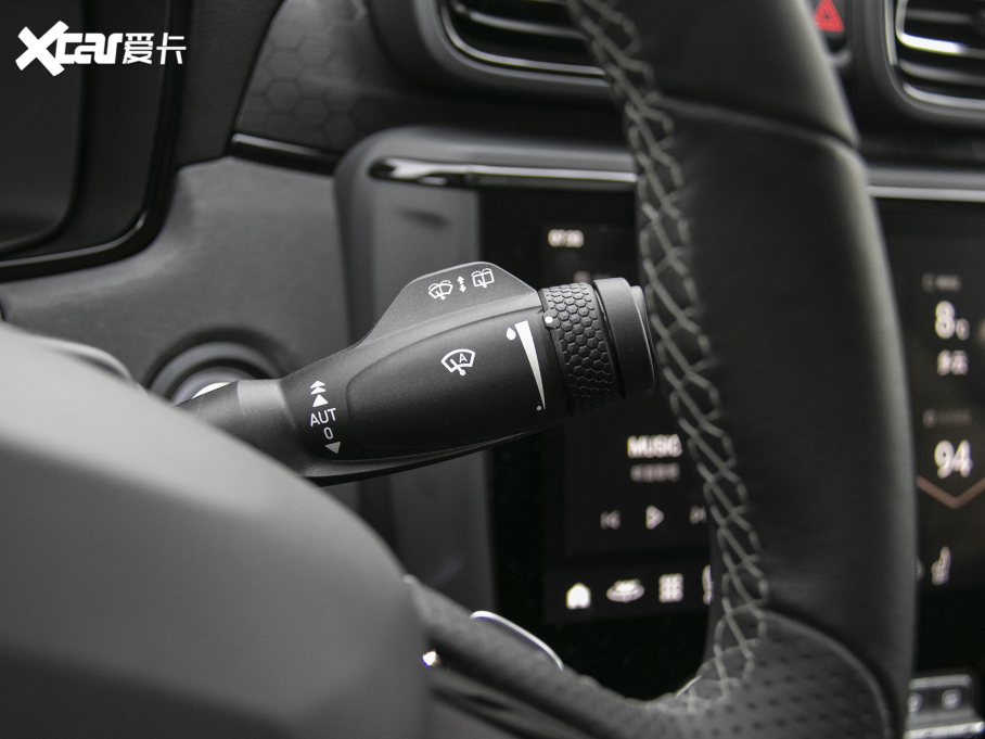 2022I(lng)02 Hatchback 20TD Pro