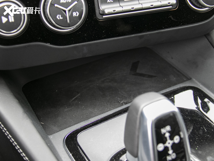 2022I02 Hatchback 20TD Pro