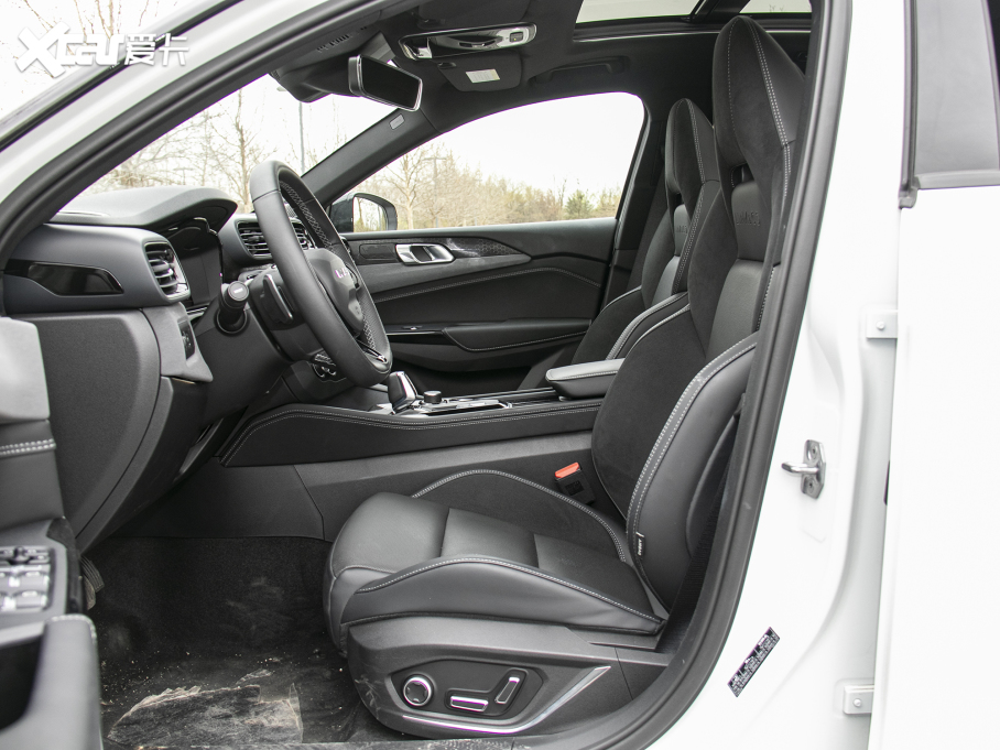 2022I(lng)02 Hatchback 20TD Pro