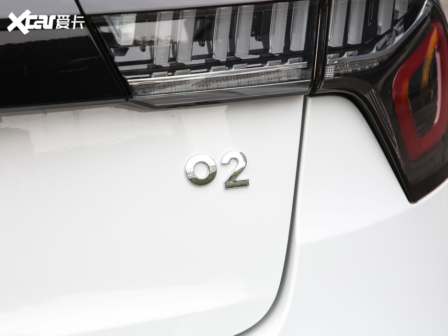 2022I(lng)02 Hatchback 20TD Plus