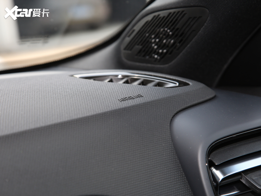 2022I(lng)02 Hatchback 20TD Plus