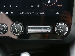 202220TD Plus {(dio){(dio)(ji)