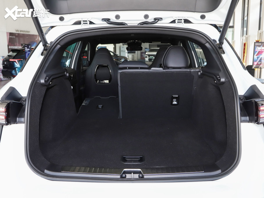 2023���I(l��ng)��01 1.5TD EM-F AM