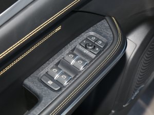 20232.0TD (q)Pro {܇ƅ^(q)	