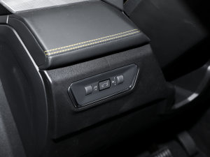 20232.0TD (q)\(yn) п؅^(q)