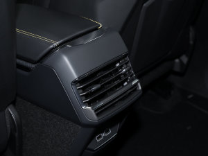 20232.0TD 򌁆\ п؅^