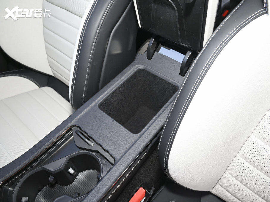 2023I(lng)01 PHEV 1.5TD EM-P ذ