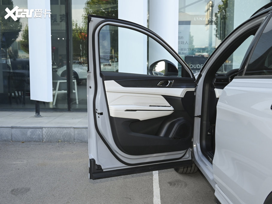 2023I(lng)01 PHEV 1.5TD EM-P ذ