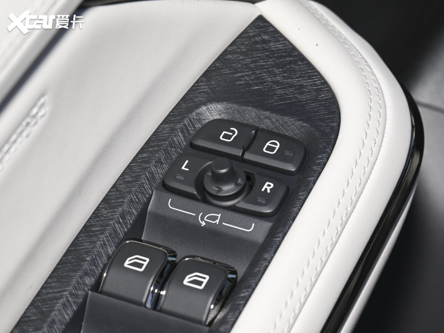 2023I(lng)01 PHEV 1.5TD EM-P ذ