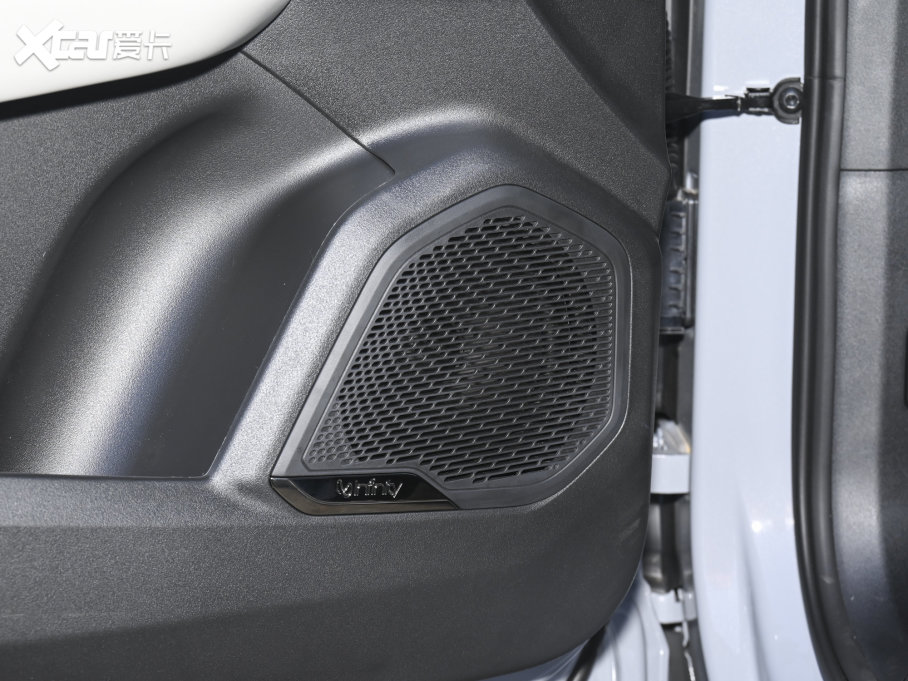 2023I01 PHEV 1.5TD EM-P ذ