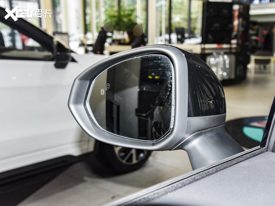 2023I01 PHEV 1.5TD EM-P PM