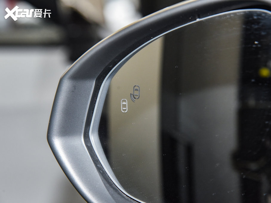 2023I01 PHEV 1.5TD EM-P PM