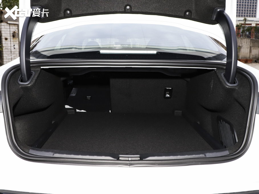 2023I03 1.5T EM-F AM