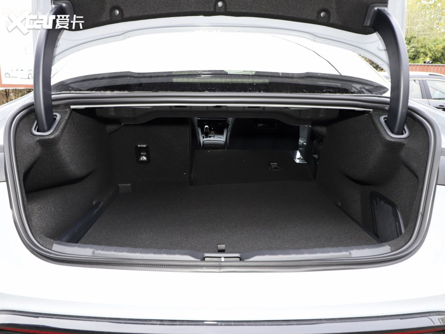 2023I03 1.5T EM-F PM