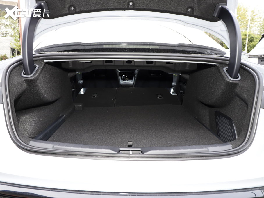 2023I03 1.5T EM-F PM