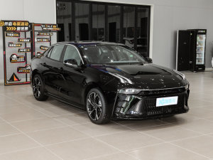 2023款1.5TD DCT劲Plus 右前45度