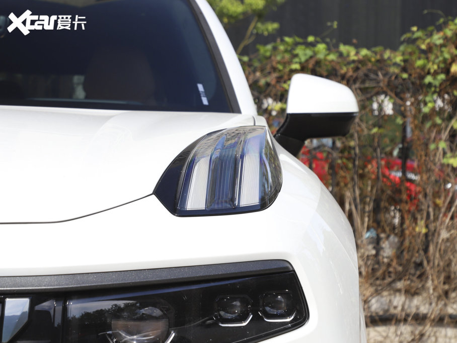 2023I09Դ 2.0TD EM-P hPM 