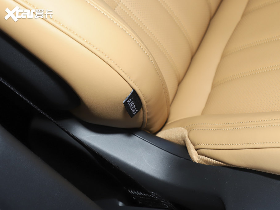 2023I09Դ 2.0TD EM-P hPM 