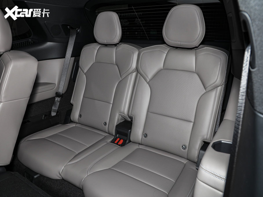 2023I09Դ 2.0TD EM-P hPM 