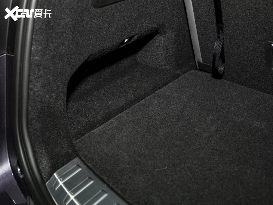 2023I09Դ 2.0TD EM-P hPM 