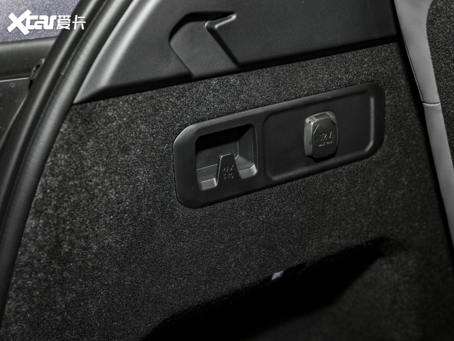 2023I09Դ 2.0TD EM-P hPM 