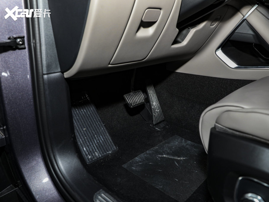 2023I09Դ 2.0TD EM-P hPM 