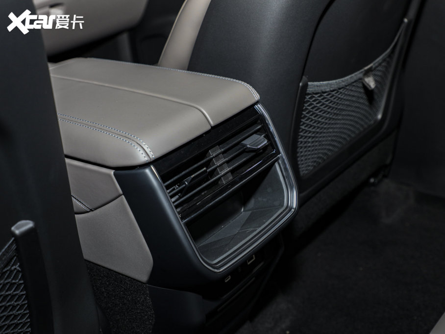 2023I09Դ 2.0TD EM-P hPM 