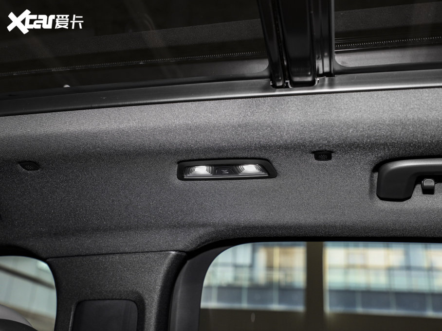 2023I09Դ 2.0TD EM-P hPM 