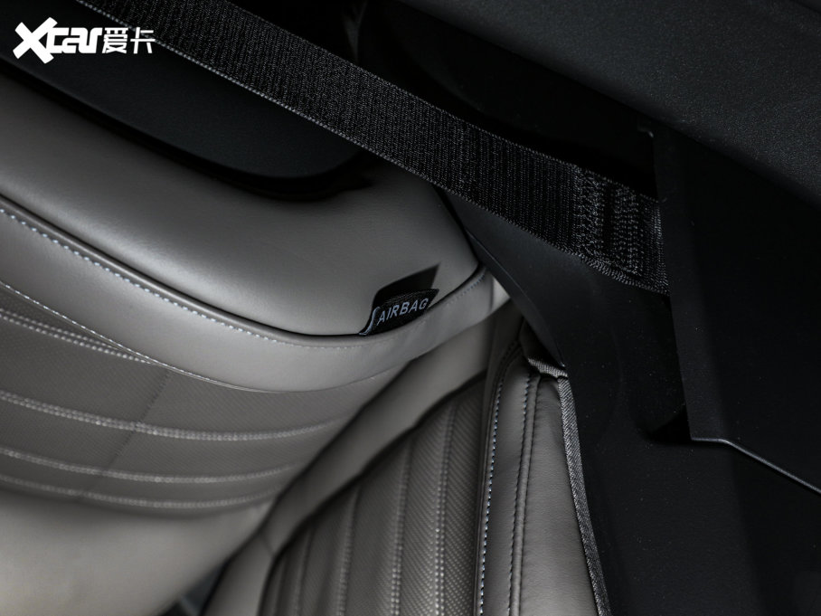 2023I09Դ 2.0TD EM-P hPM 