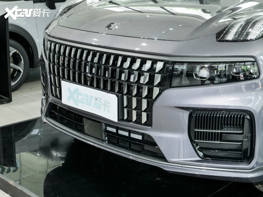 2023I09Դ 2.0TD EM-P hAM 