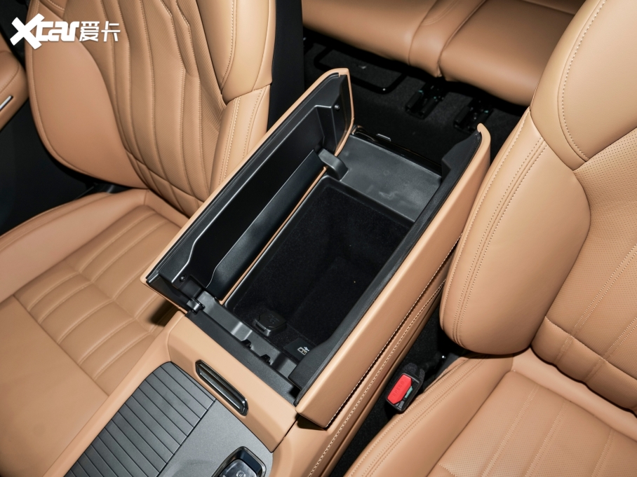 2023I09Դ 2.0TD EM-P hAM 