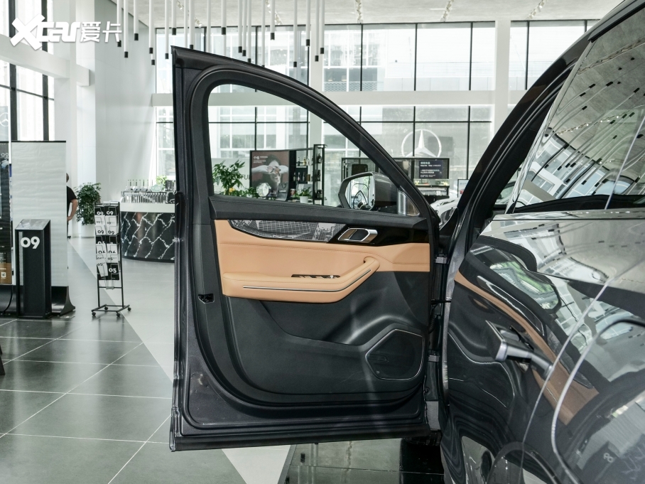 2023I09Դ 2.0TD EM-P hAM 