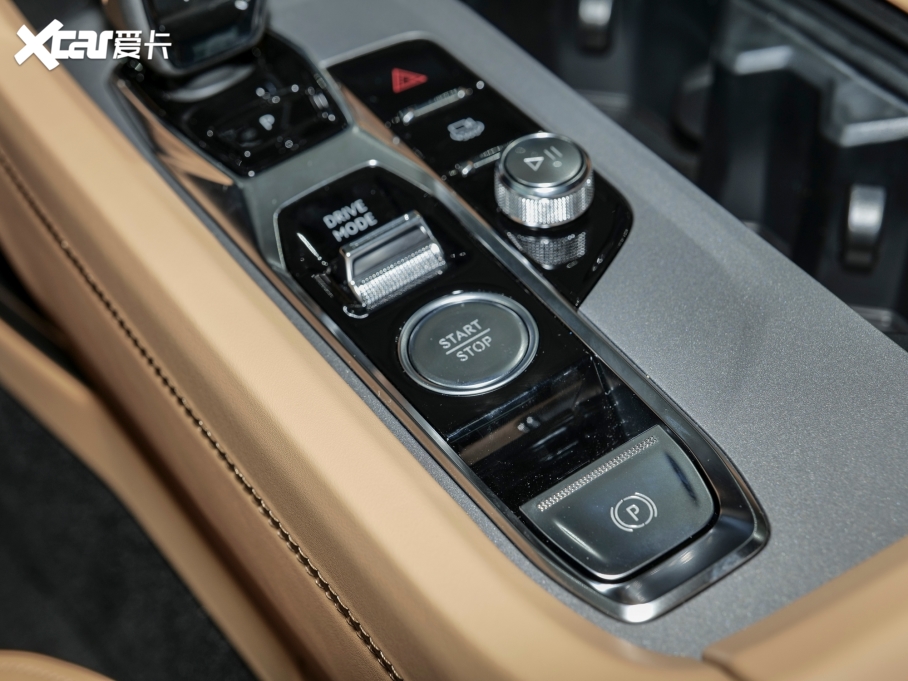 2023I09Դ 2.0TD EM-P hAM 