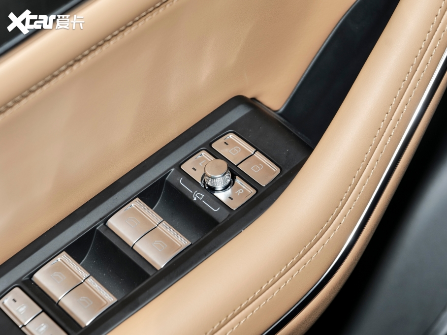 2023I09Դ 2.0TD EM-P hAM 