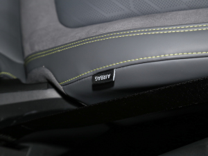 2023��220km �������Halo �п؅^