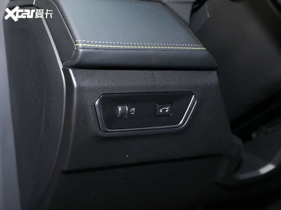 2023I(lng)05 2.0TD (q)ҫHalo