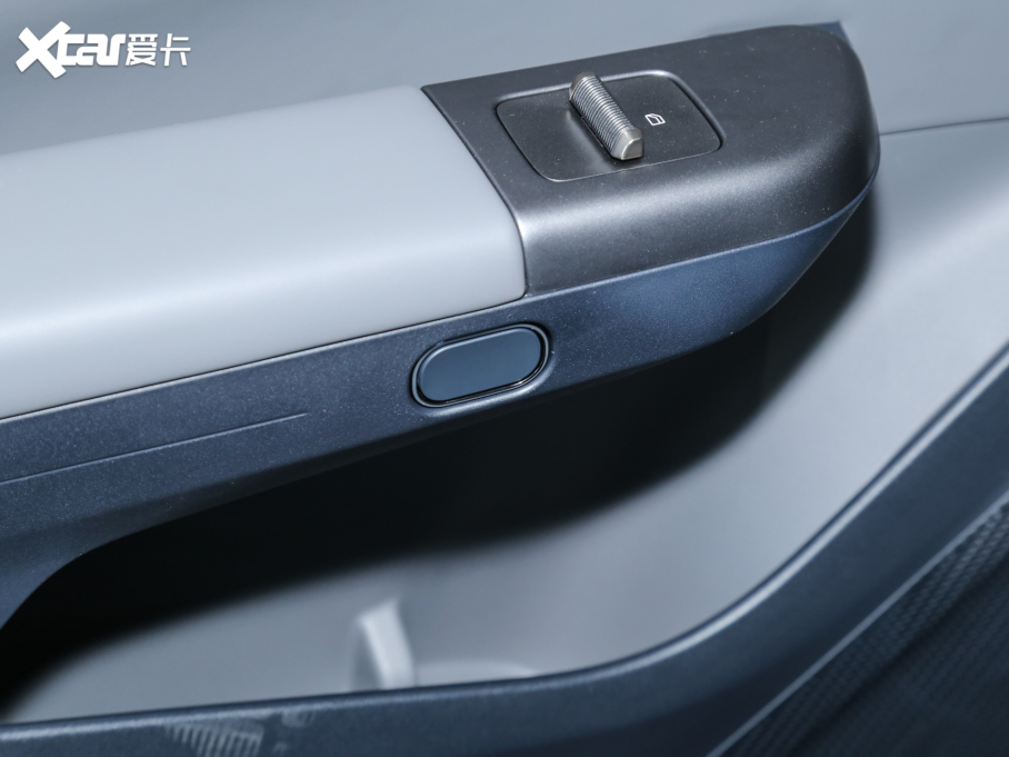 2025I(lng)07 EM-P 126Lm(x){Ultra