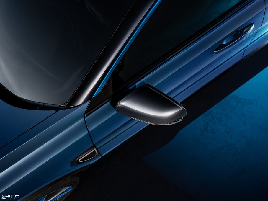 2017I01 2.0T ҫPro V