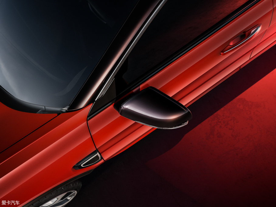 2017I01 2.0T ҫPro V