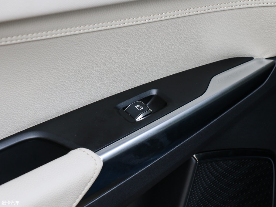 2017I(lng)01 2.0T (q)ҫPro (gu)V