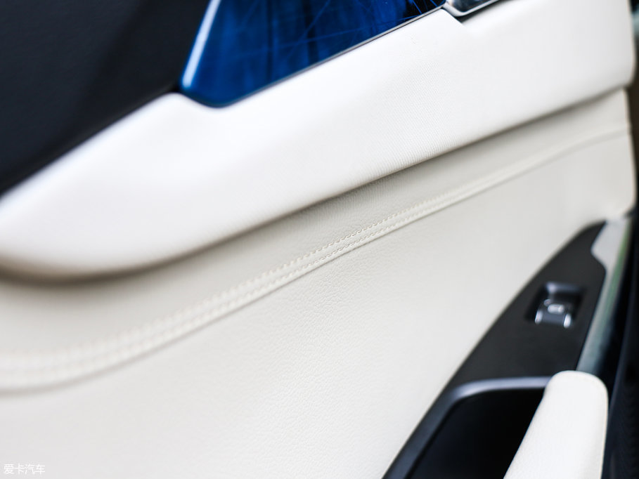 2017I01 2.0T ҫPro V