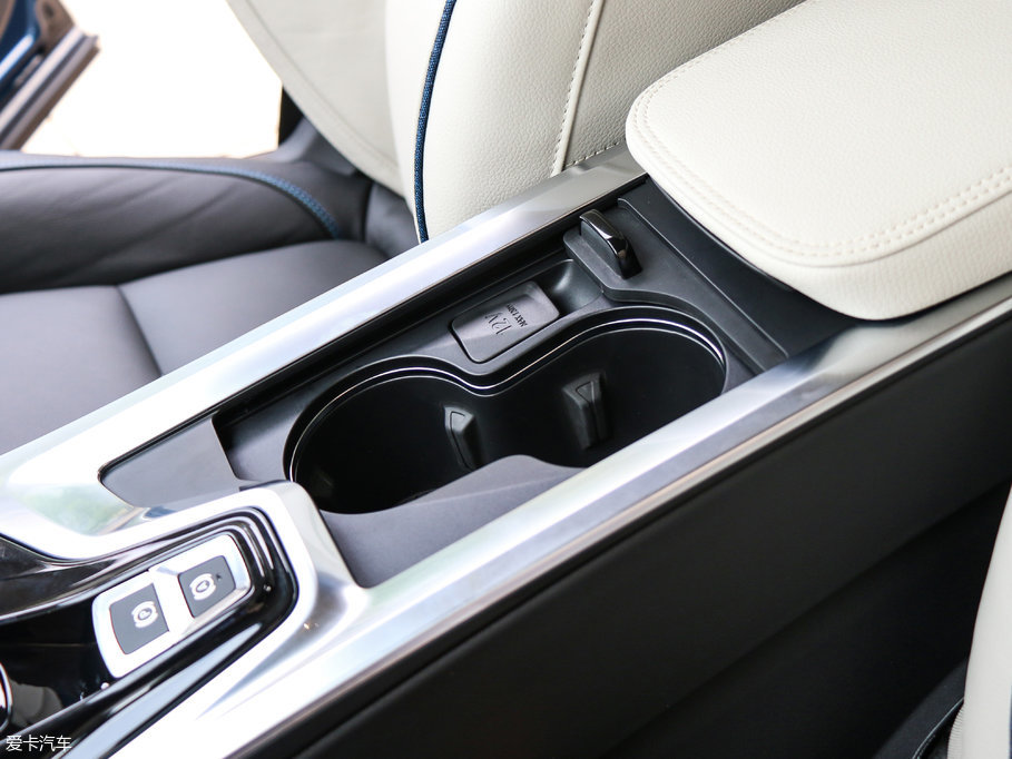 2017I01 2.0T ҫPro V