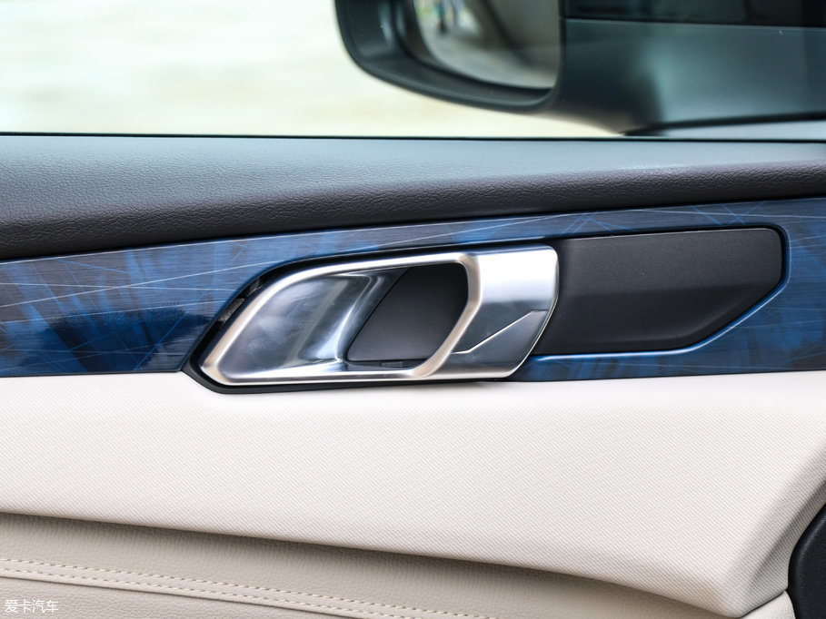 2017I01 2.0T ҫPro V